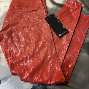 NWT Lululemon Leggings SZ 8